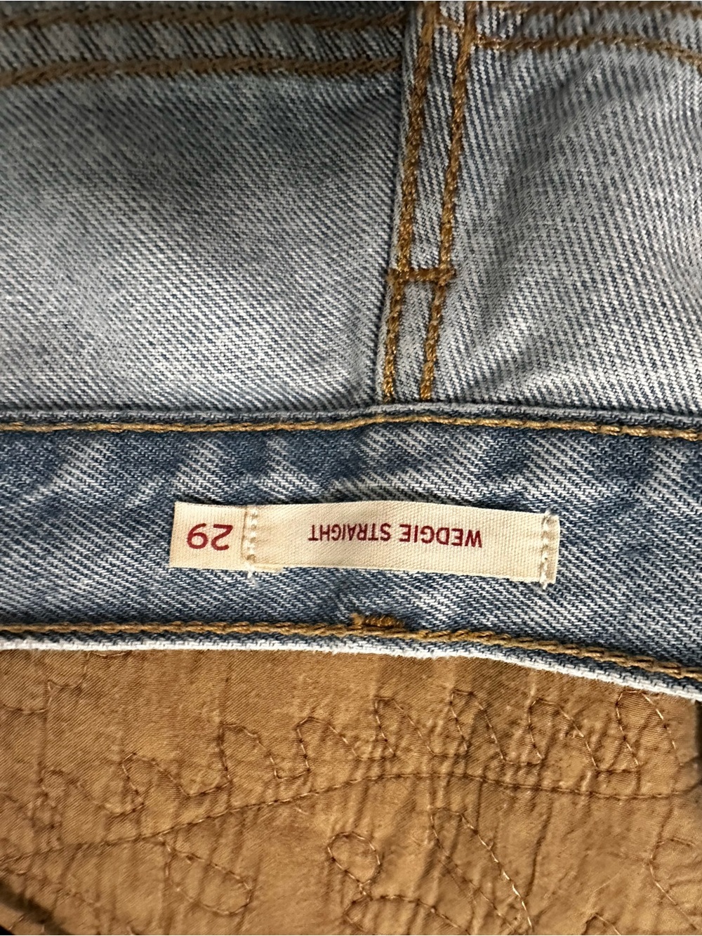 Levi's Wedgie Straight Jeans - Picture 4 of 4